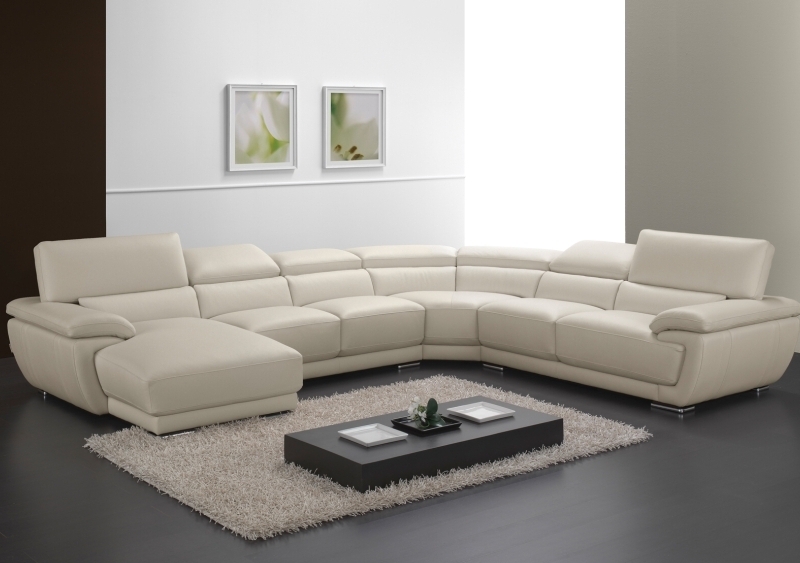 Γωνιακός καναπές με ανακλήσεις Divani