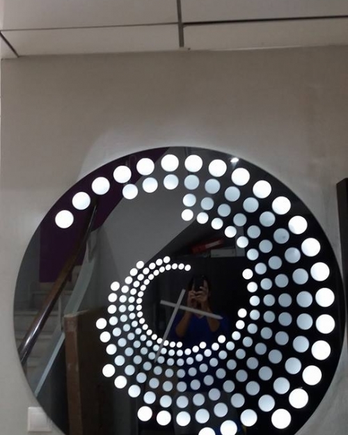 ΚΑΘΡΕΠΤΗΣ VIRAL CLOCK